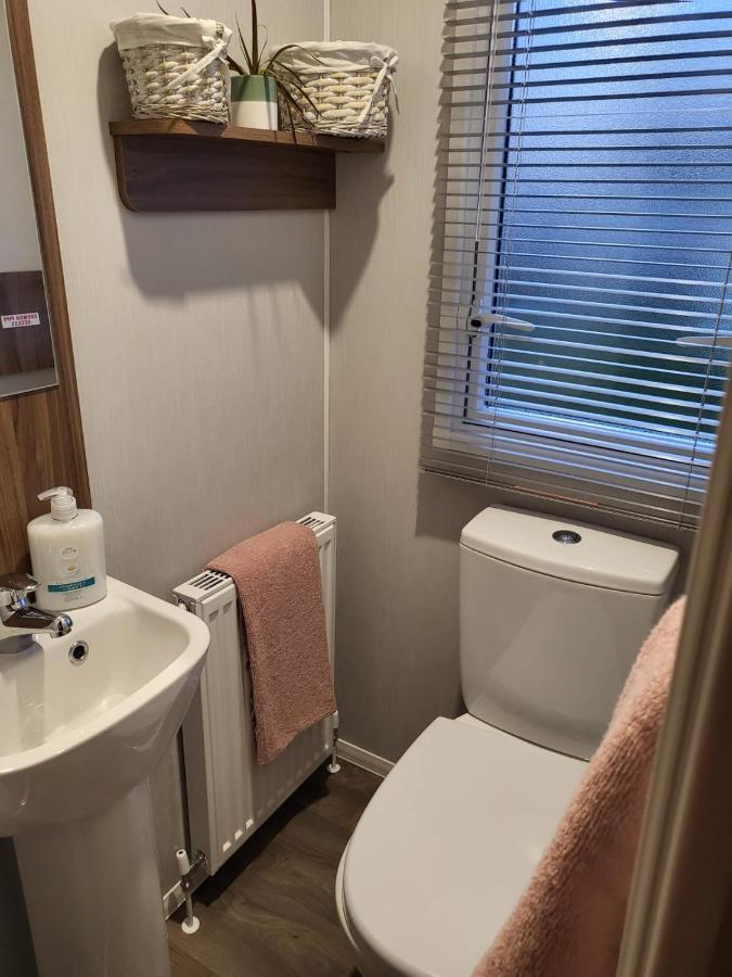Rosie'S Seton Retreat Hotel Port Seton Bagian luar foto